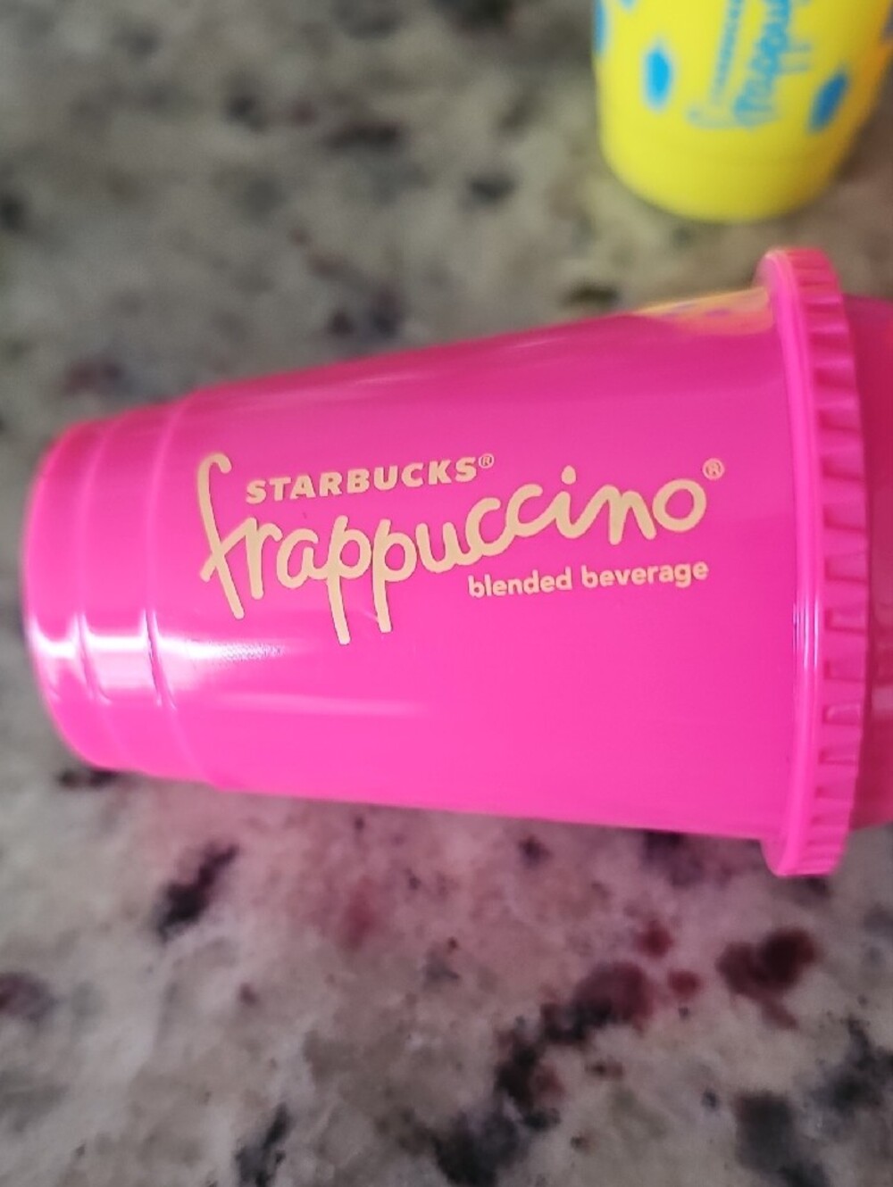 Starbucks Colorful Mini Frappuccino Keychain Set – Green Pink Yellow Orange Blue - Picture 3 of 6
